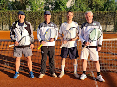 Herren 50 II Teamfoto 4 Spieler
